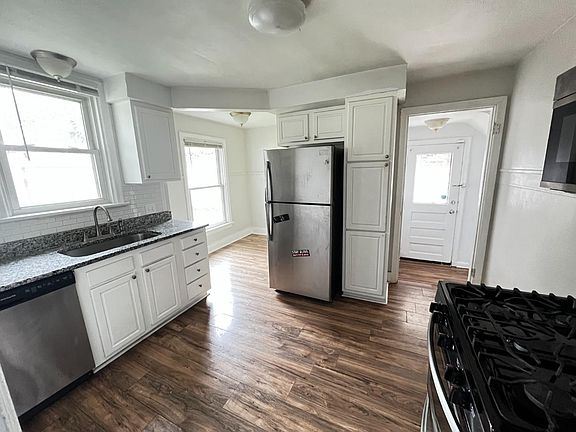 4th image of 7248 Eastlawn Dr