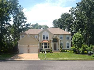 6 Moonshadow Ct, Voorhees, NJ 08043