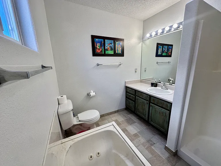 10404 Gutierrez Rd NE — Photo 38