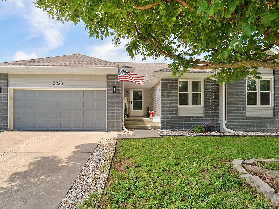 1st image of 3223 S Nettleton Avenue