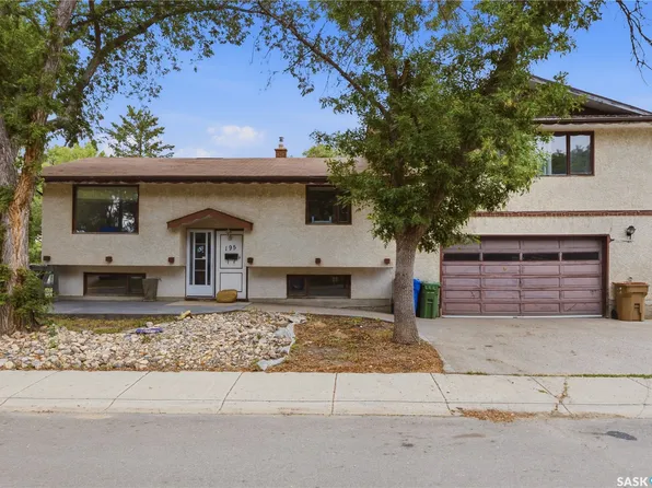 195 Forsyth Crescent, Regina, SK S4R 5L8
