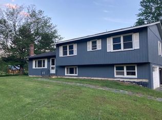 376 Mountain View Rd, Williston, VT 05495