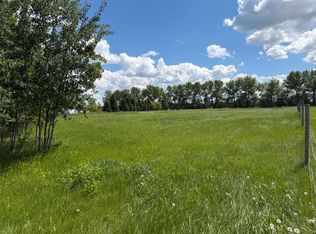 On Township Rd #432, Rural Ponoka County, AB T4J