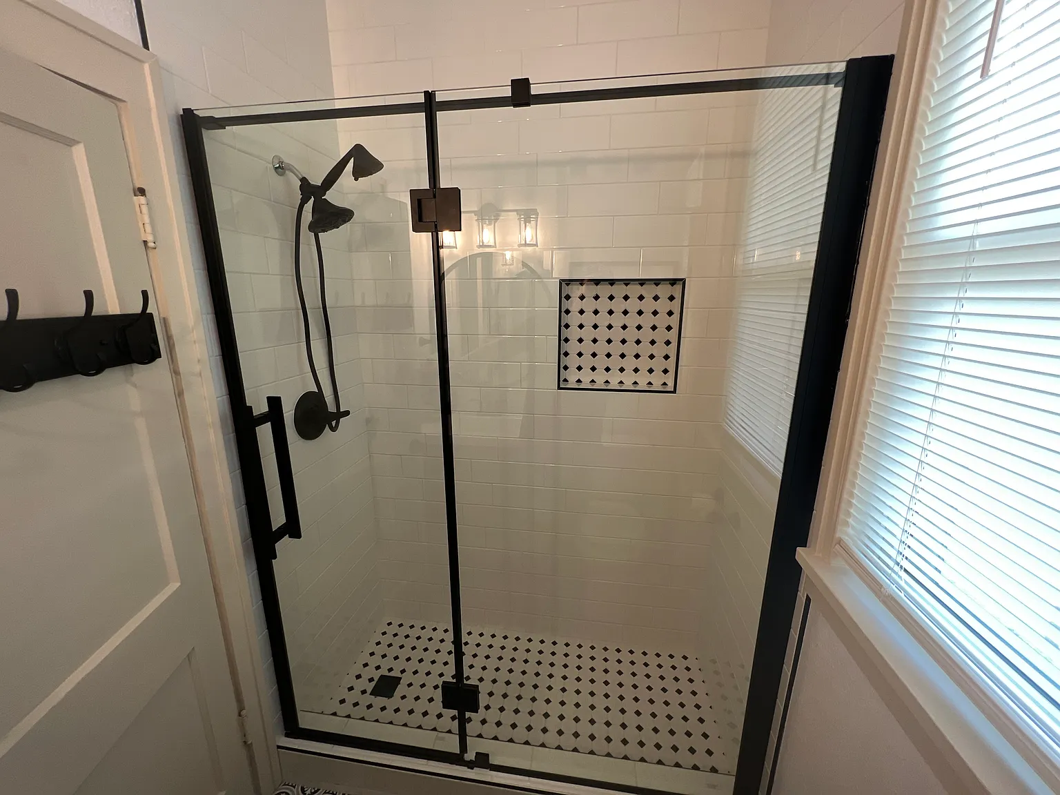 1 bed, 560 sqft, $1,550 — Photo 2