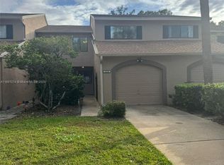 6224 Peregrine Ct, Orlando, FL 32819