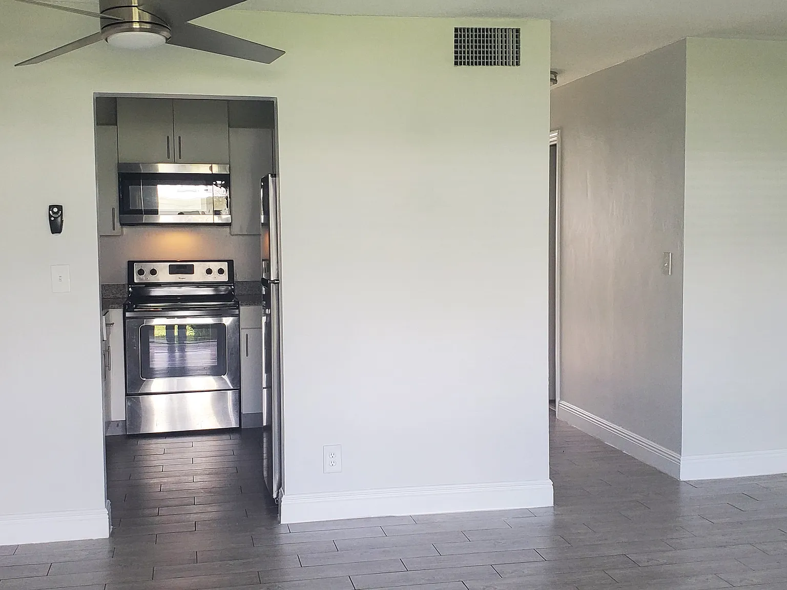 1 bed, 700 sqft, $1,650 — Photo 3