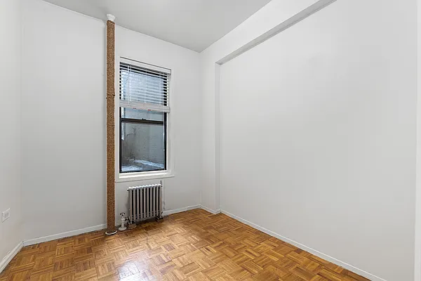 Rented by REAL New York | media 11