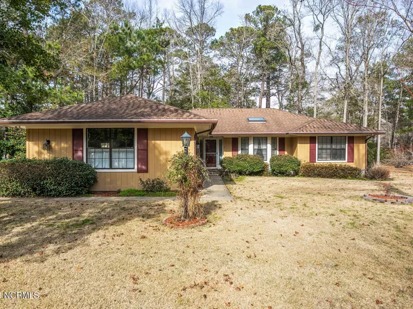 2 Pineridge Court, Carolina Shores, NC 28467