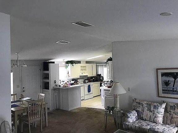 4th image of 418 Victoria Dr