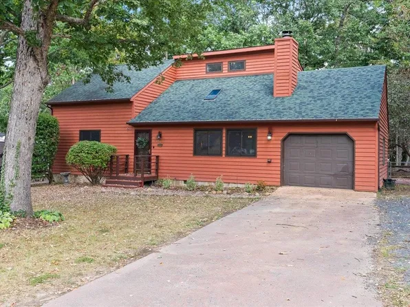 178 Falling Rock Dr, Stuarts Draft, VA 24477