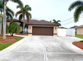 628 SE 23rd Ter, Cape Coral, FL 33990