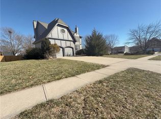 16474 W 132nd Cir, Olathe, KS 66062