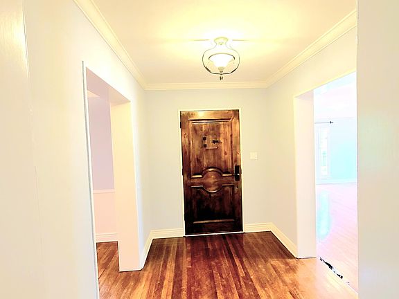 Beautiful large foyer