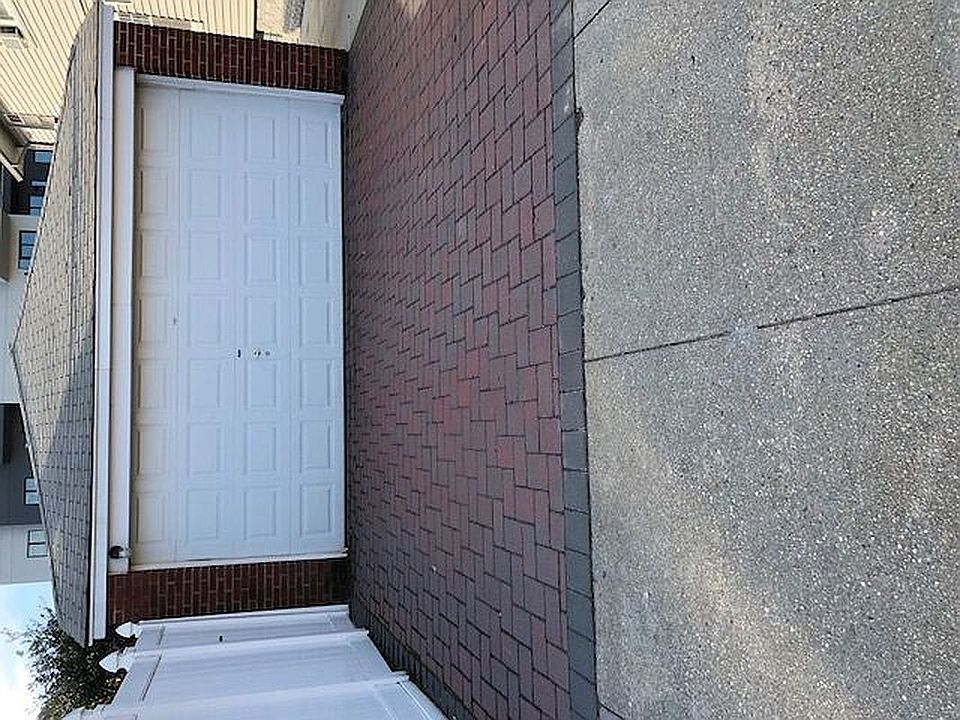 1st image of 2025 Avenue