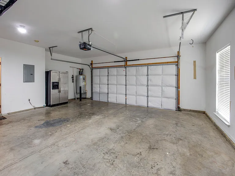 4093 Locerbie Cir — Photo 41
