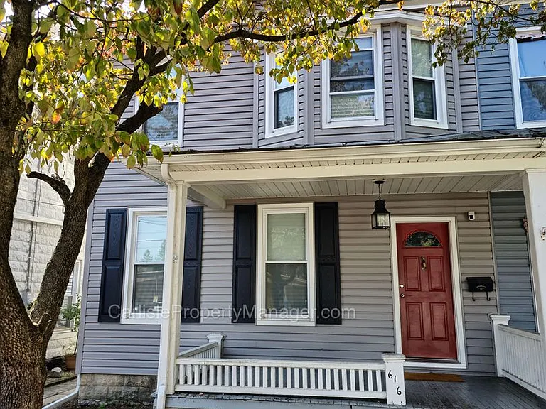 616 W Louther St — Photo 2