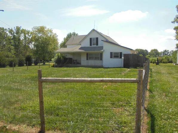 8374 E County Road 525 N, Mooreland, IN 47360