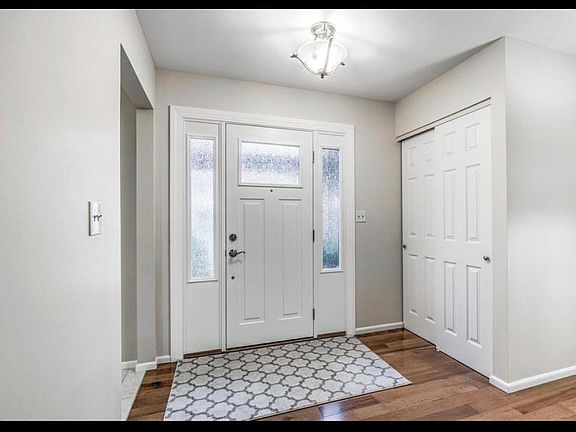 3rd image of 1937 Schoettler Valley Dr