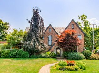 765 Beverly Park Pl, Jackson, MI