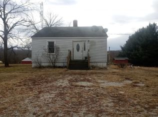7835 W 400 S, San Pierre, IN 46374
