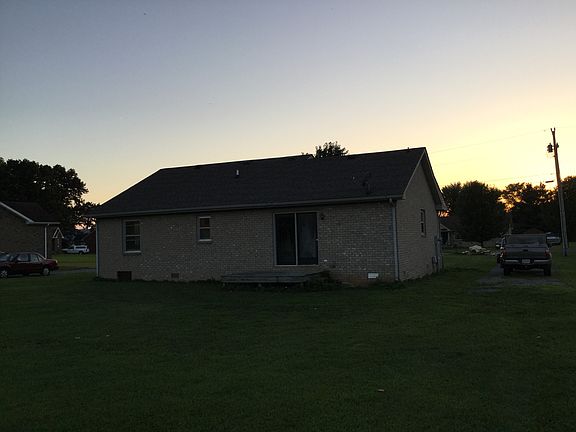 2nd image of 109 Oak Hill Ct