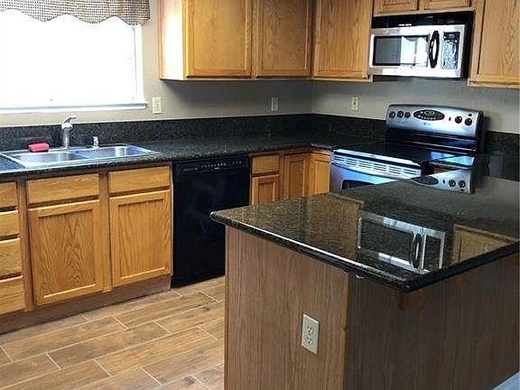 4th image of 1105 Byorick Way