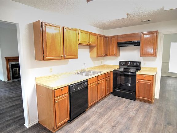 2nd image of 8901 Greentree Dr