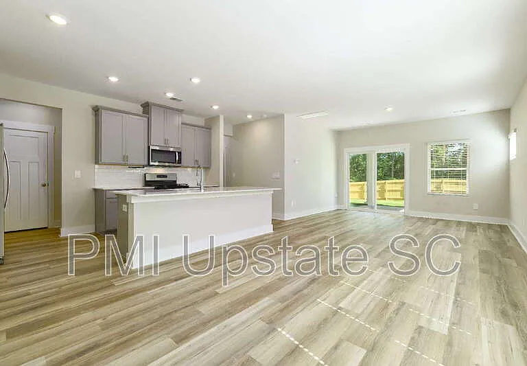 519 Crowder Pl — Photo 3