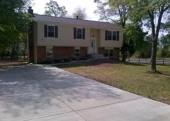 1658 Brawner Ct photo 1