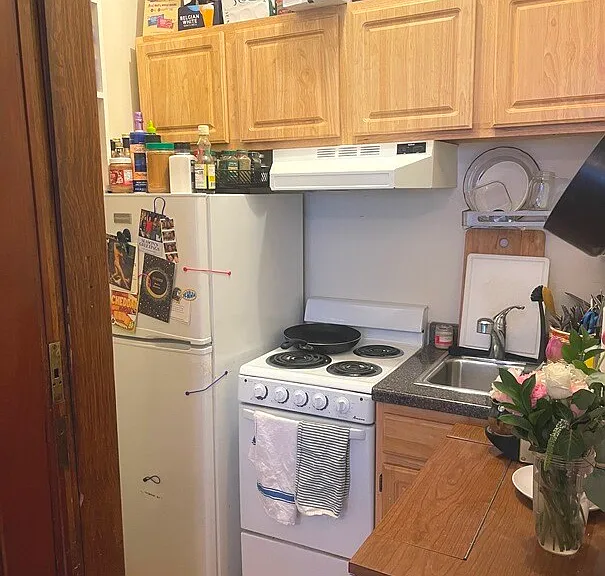 469 Beacon St #2F — Photo 2