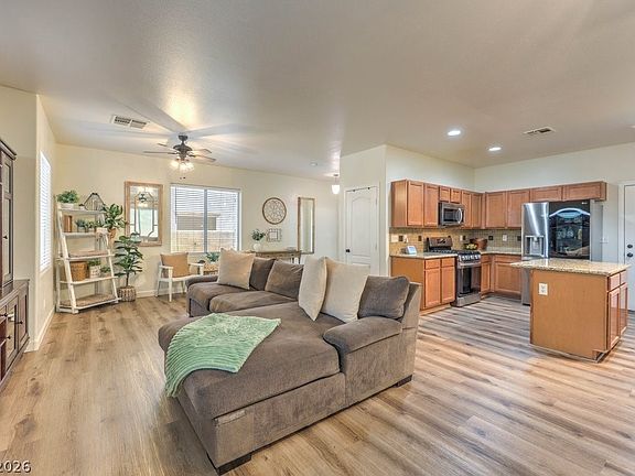 2nd image of 731 Easter Lily Pl