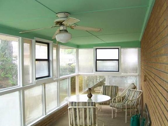 Enclosed porch