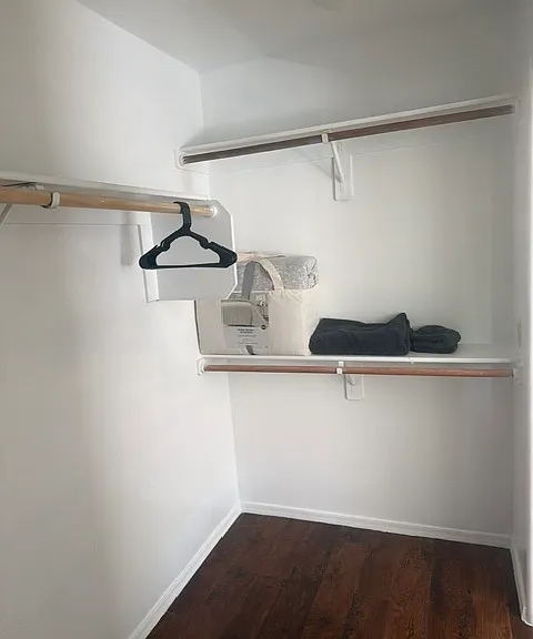257 E Shore Cliff Pl — Photo 3