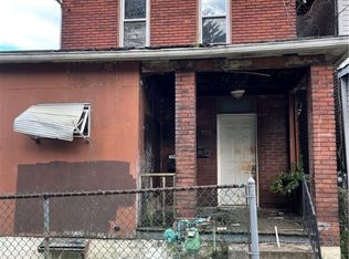 805 Oak St, Duquesne, PA 15110