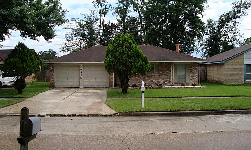 1st image of 7810 Barnhill Dr
