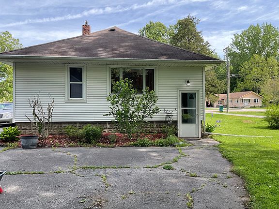3rd image of 8090 Talladay Rd
