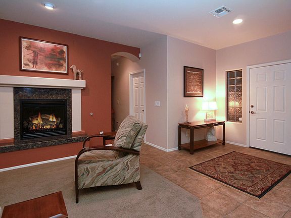 3rd image of 10576 E Rose Hill St
