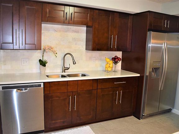 2nd image of 7421 Elvia Dr