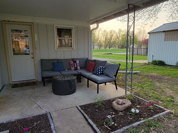 5th image of 305 Pullen Ave