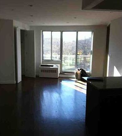 2nd image of 211 27th Ave #3R