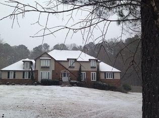 140 Rolling Meadows Trl, Fayetteville, GA 30215