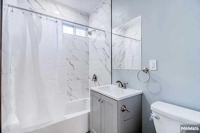 3 bed, $3,100 — Photo 4