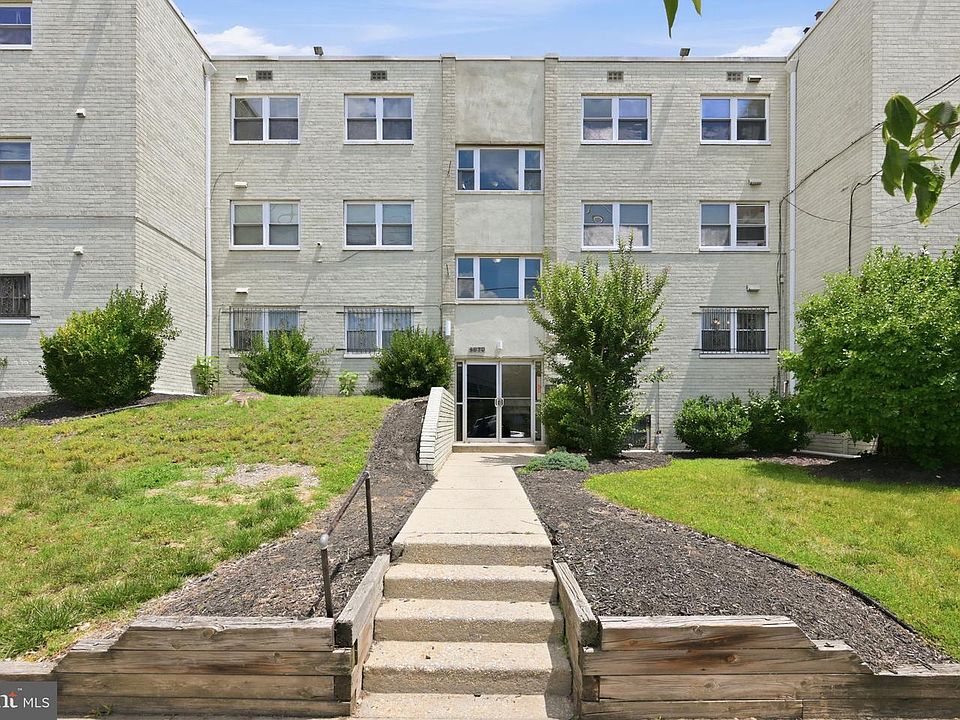 1st image of 4810 Quarles St NE APT 205