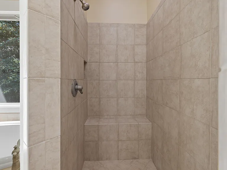 130 Iron Horse Dr — Photo 43