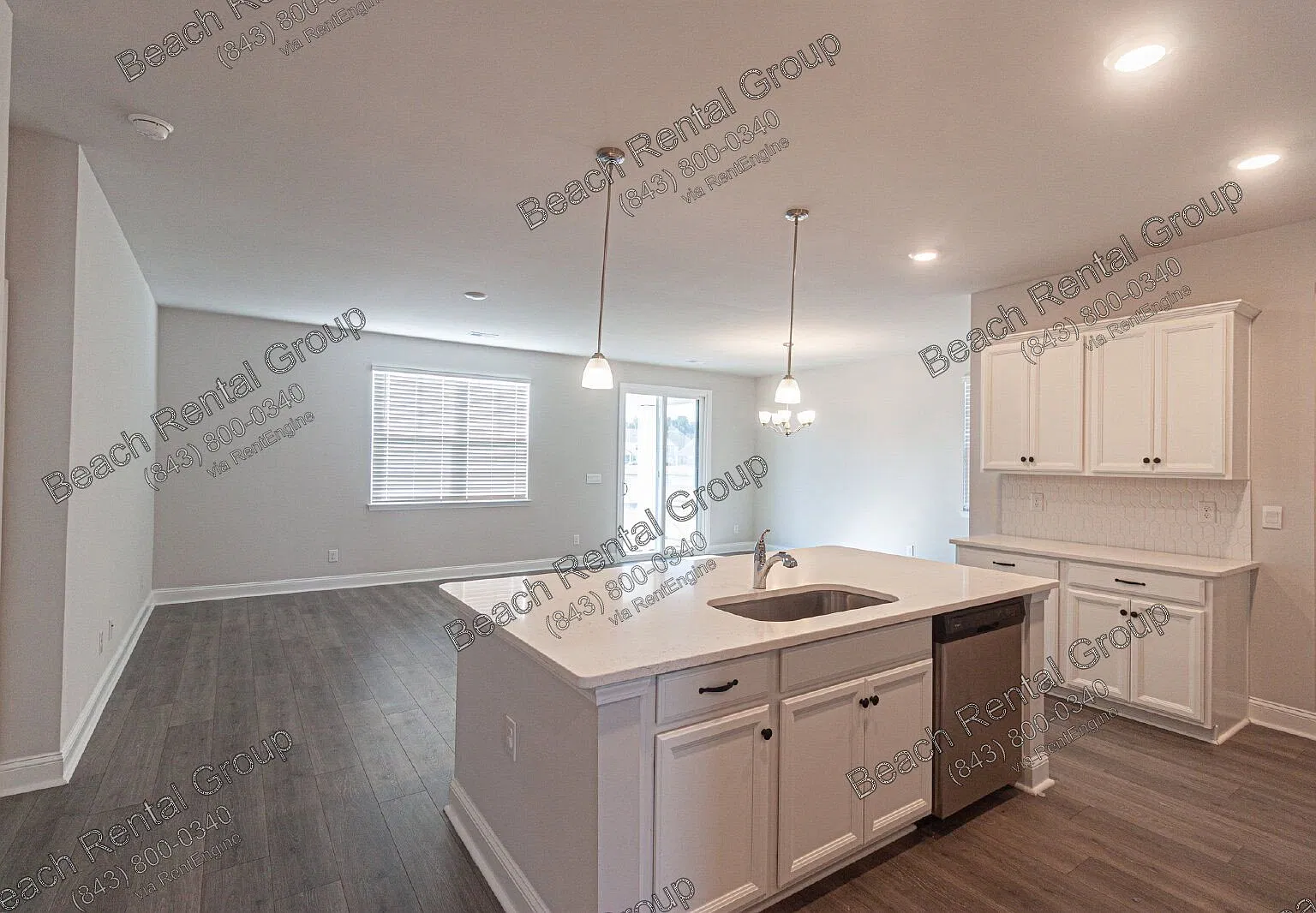 4 bed, 3.5 bath, 2300 sqft, $2,395 — Photo 4