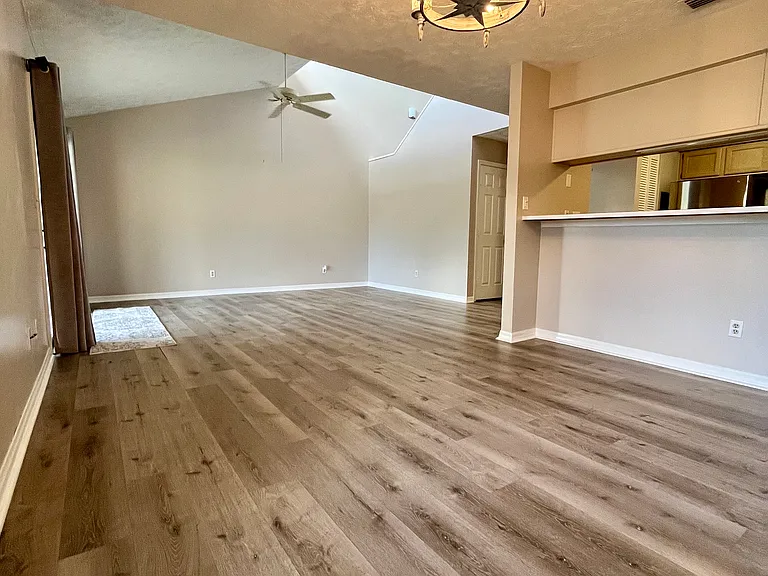 1580 SW Crossing Cir — Photo 24