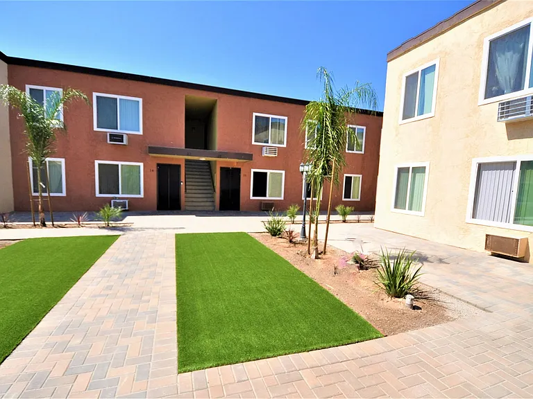 Village Green Apartments — Photo 4