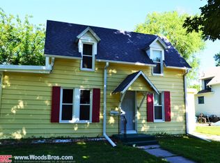 521 S 3rd St, Seward, NE 68434