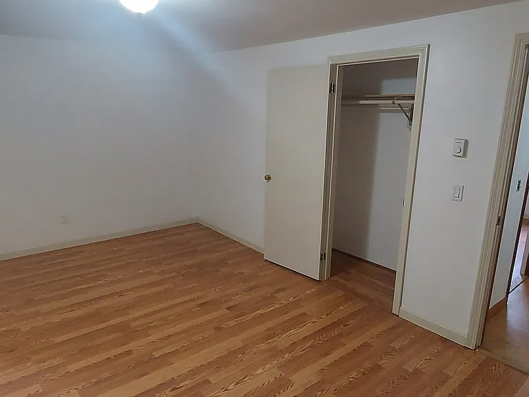 28L Island Pond Rd — Photo 11