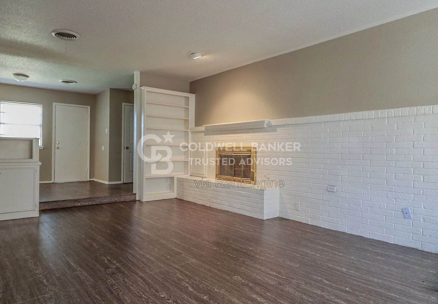 3 bed, 2.0 bath, 1528 sqft, $1,375 — Photo 3